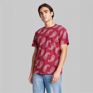 NWT Adult Floral Paisley Print Relaxed Fit Short Sleeve T-Shirt